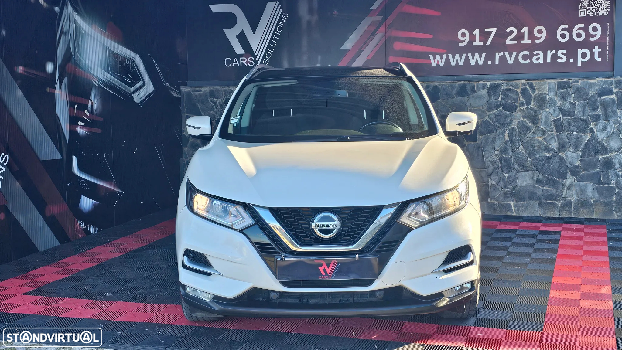 Nissan Qashqai 1.5 dCi N-Connecta J18+Led - 10