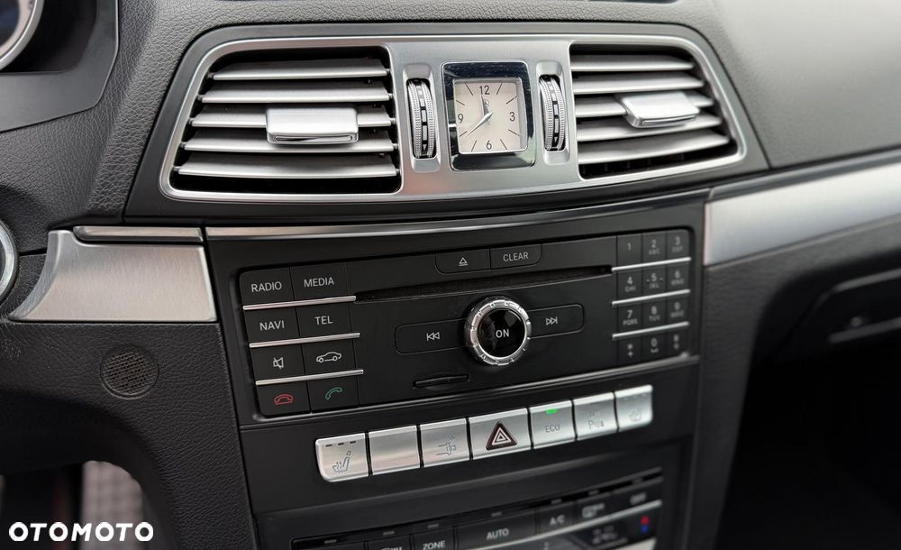Mercedes-Benz Klasa E 250 (BlueTEC) d 9G-TRONIC - 28