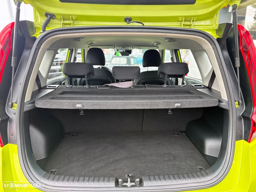 Kia e-Soul Vision - 17