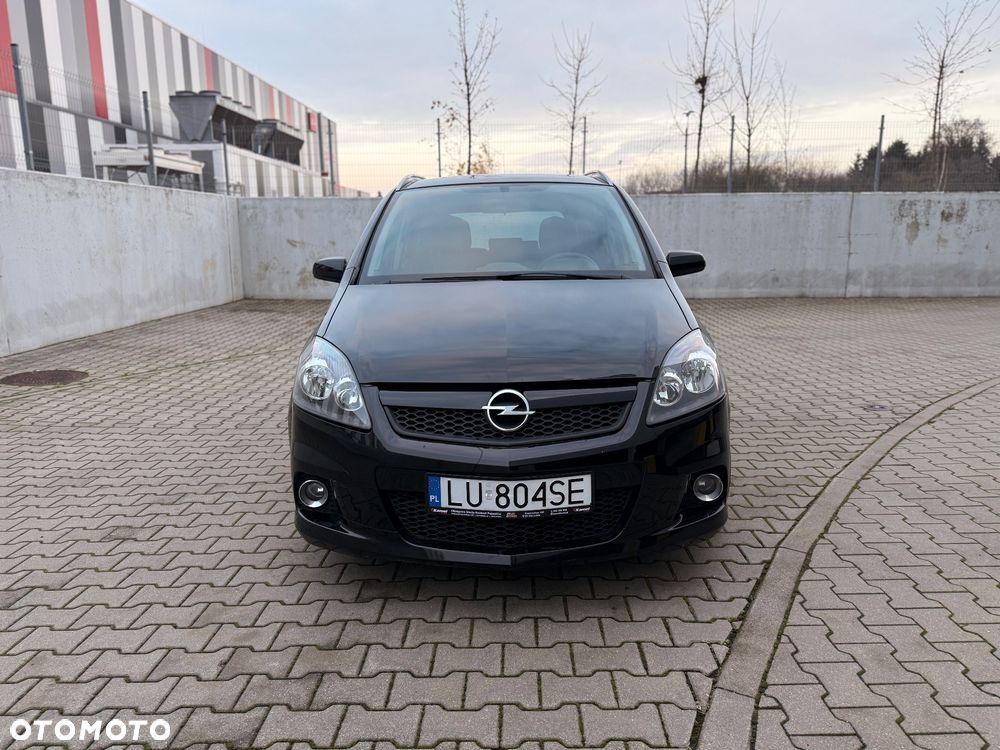Opel Zafira OPC - 3