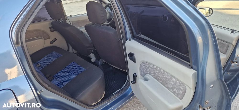 Dacia Logan 1.6 MPI Laureate - 3