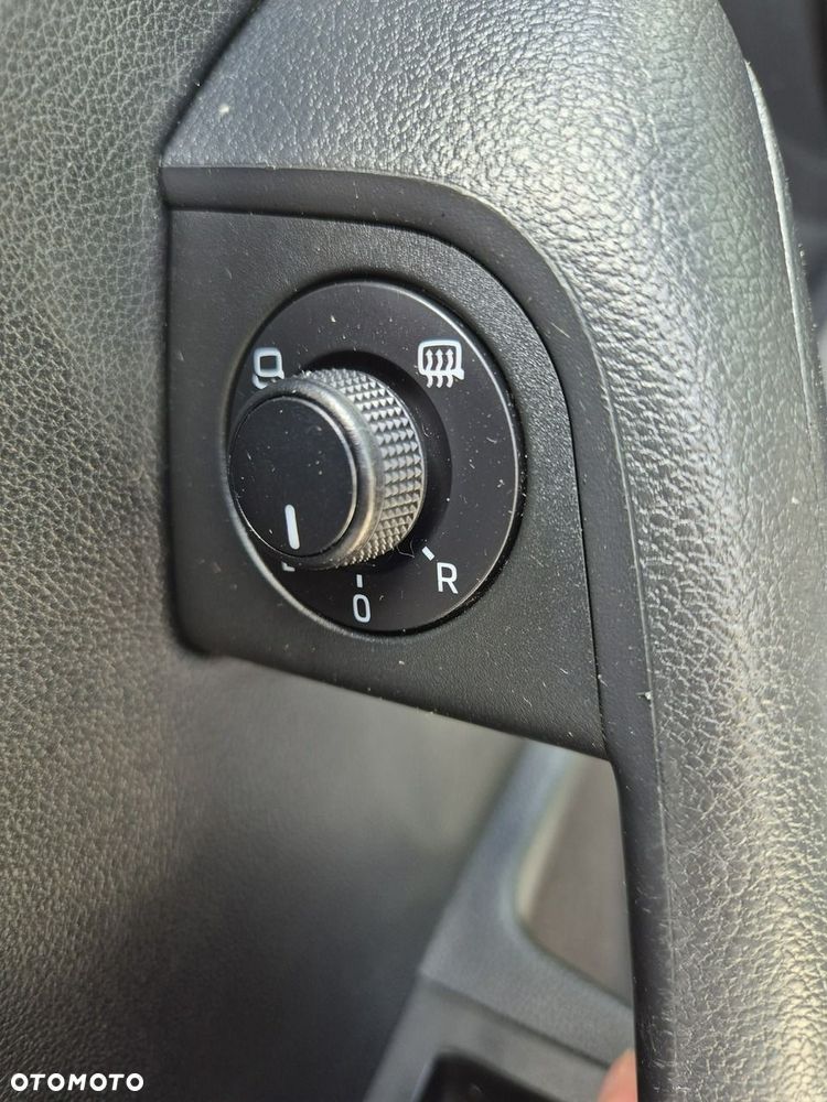 Skoda Octavia 2.0 TDI 4x4 DSG RS - 32