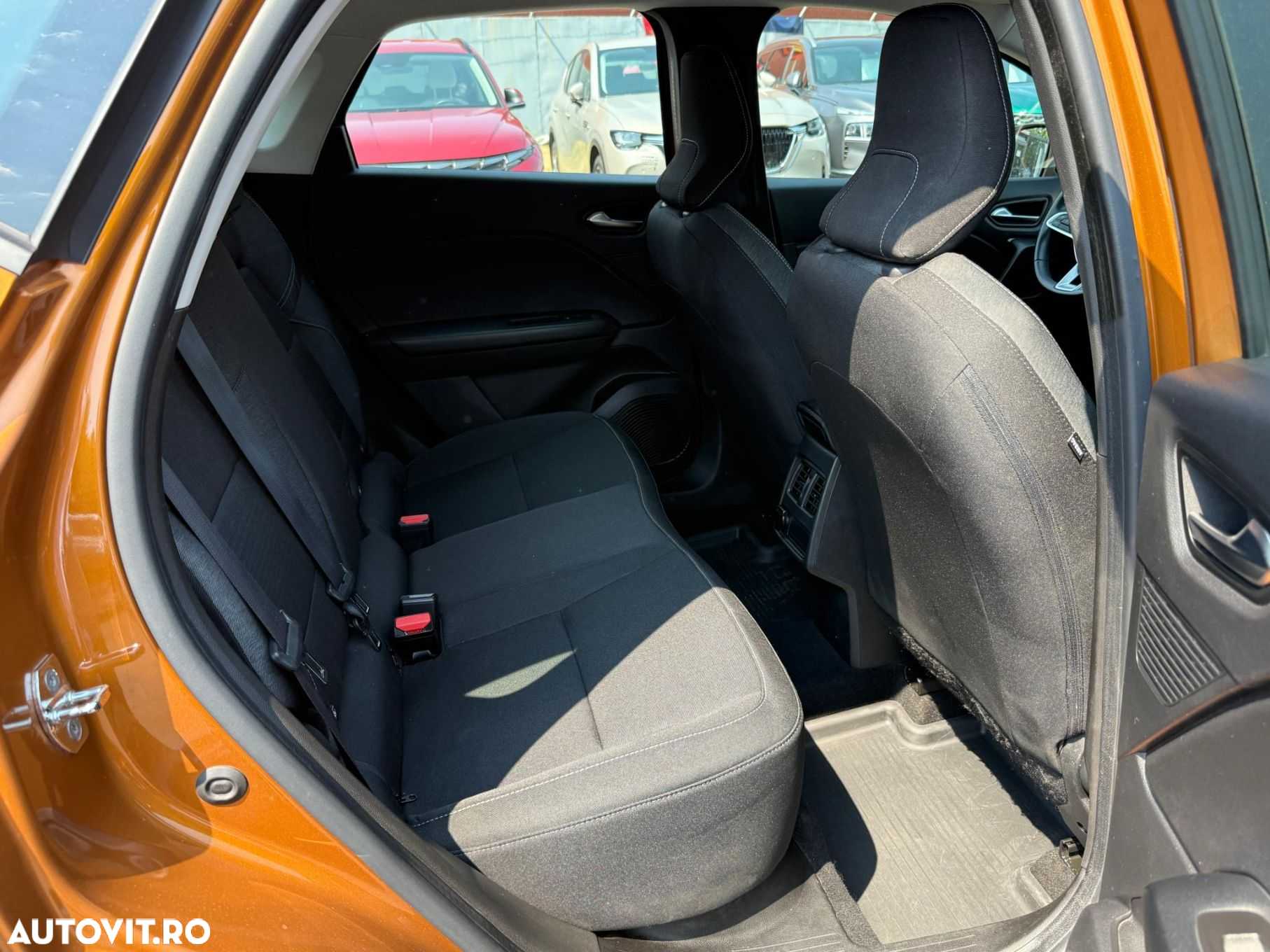 Renault Captur - 22
