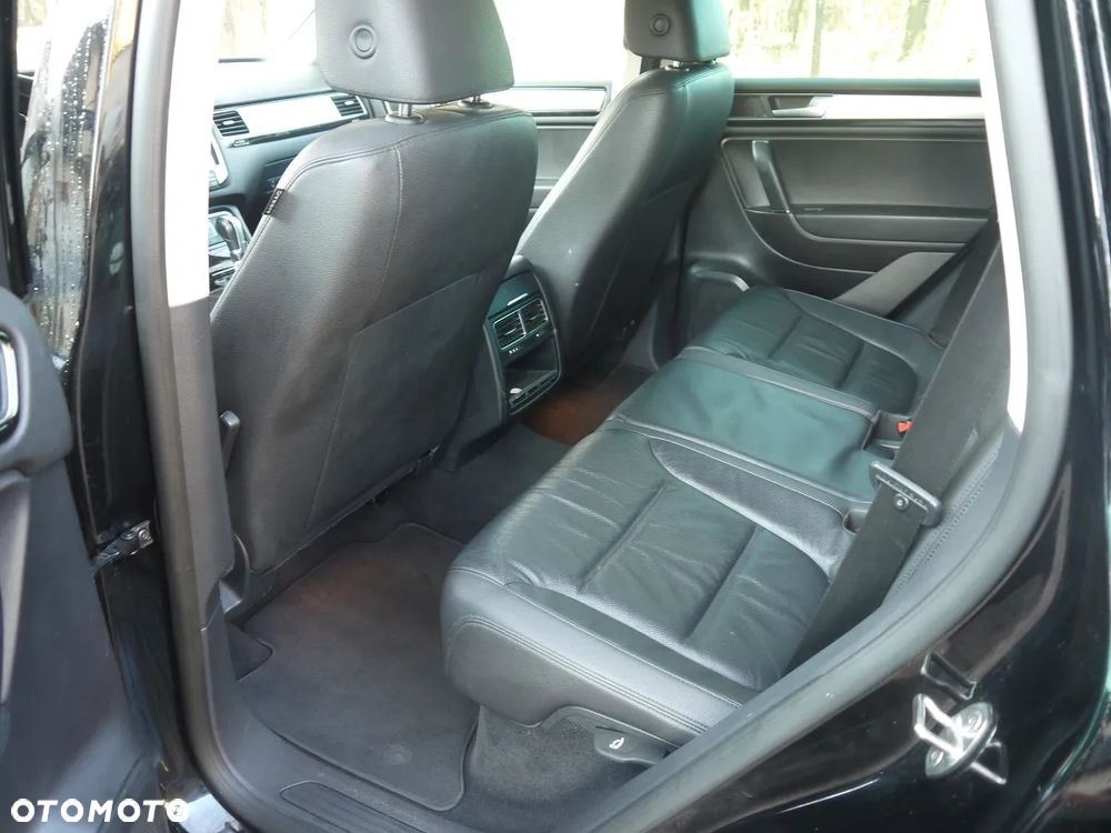 Volkswagen Touareg 3.0 V6 TDI BMT - 7