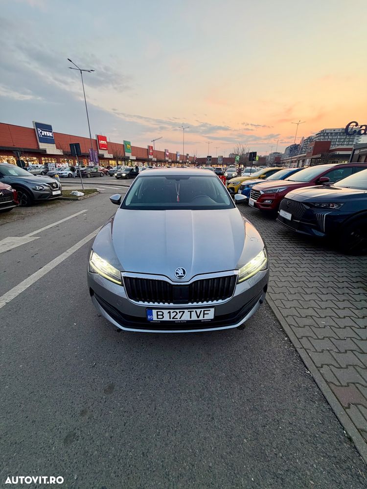 Skoda Superb 2.0 TDI 4x4 DSG Premium Edition - 1