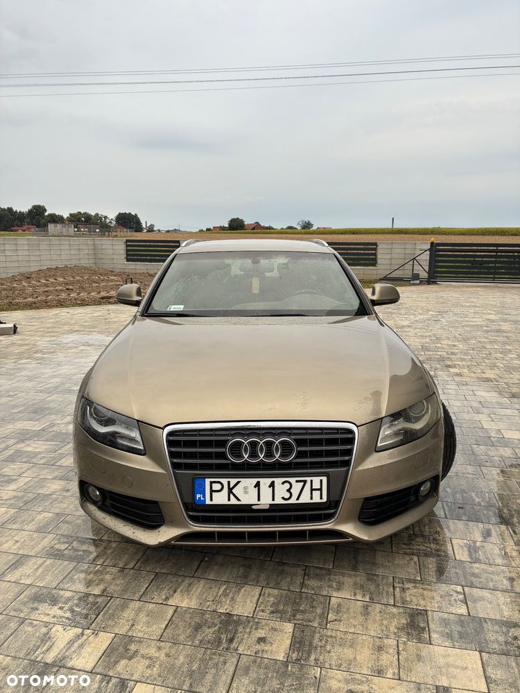 Audi A4 Avant - 4