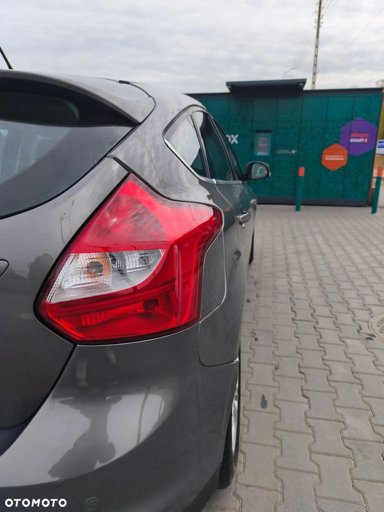 Ford Focus - 8