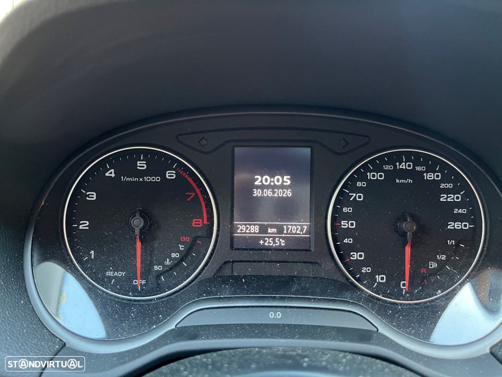 Audi Q2 30 TFSI - 10