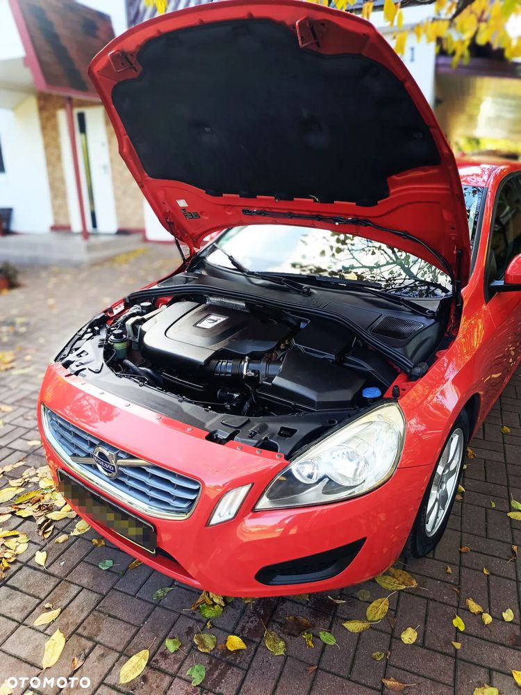 Volvo V60 D3 Momentum - 31