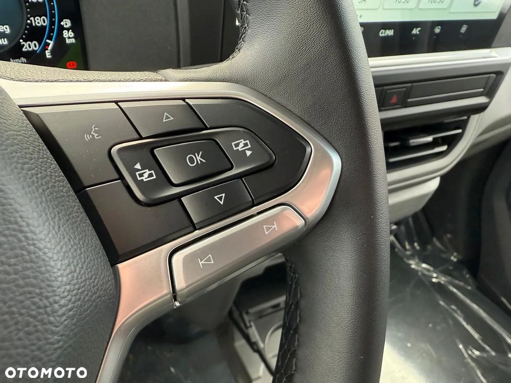 Volkswagen Transporter T7 - 27