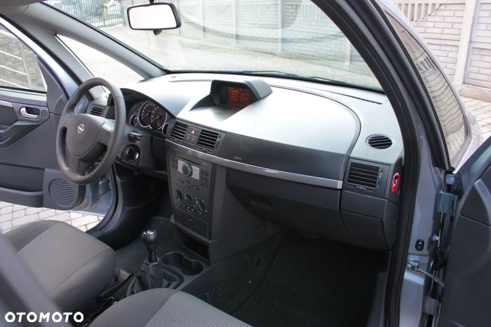 Opel Meriva - 24