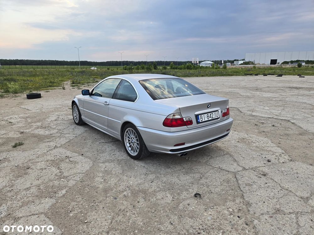 BMW Seria 3 323Ci - 3