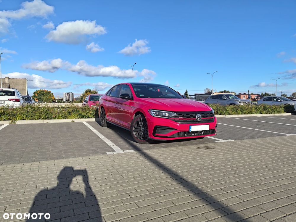 Volkswagen Jetta - 12