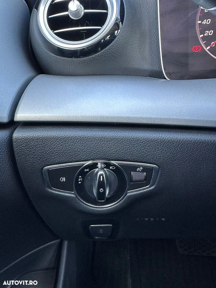 Mercedes-Benz E - 28