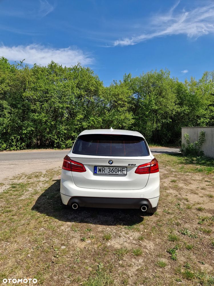 BMW Seria 2 218d - 6