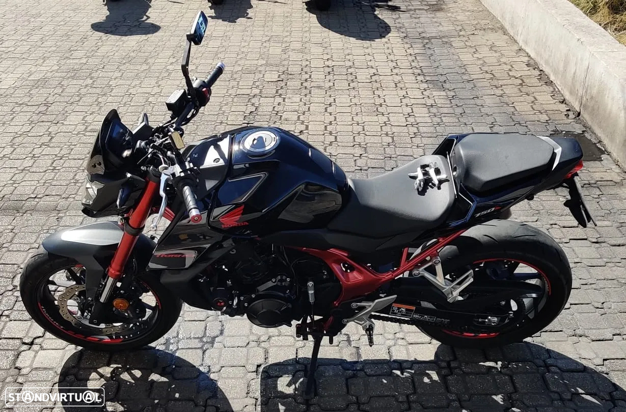 Honda Hornet 750 - 4