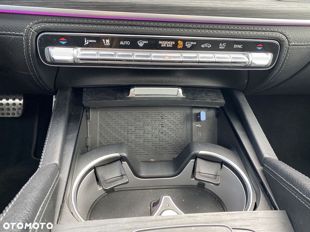 Mercedes-Benz GLE - 28