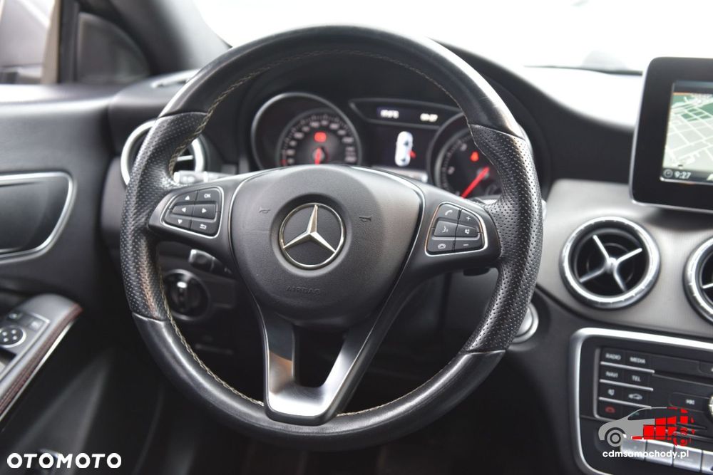Mercedes-Benz CLA - 23