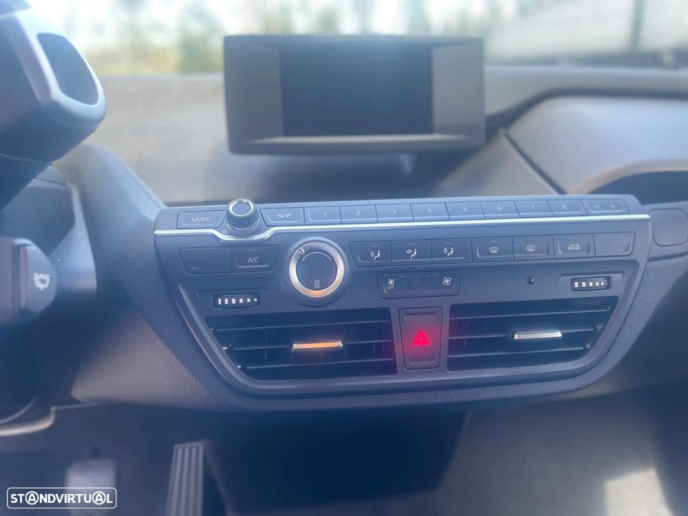 BMW i3 120Ah - 18