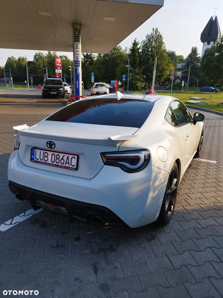 Toyota GT86 2.0 Dynamic - 12