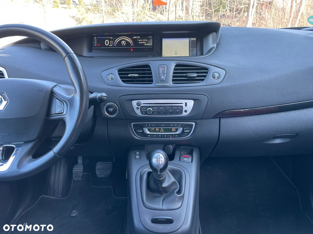 Renault Grand Scenic ENERGY TCe 130 S&S Paris - 31