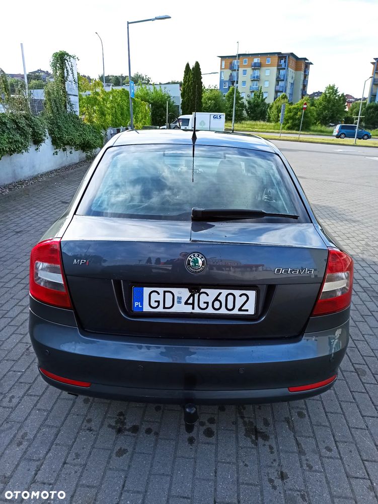 Skoda Octavia 1.6 - 4