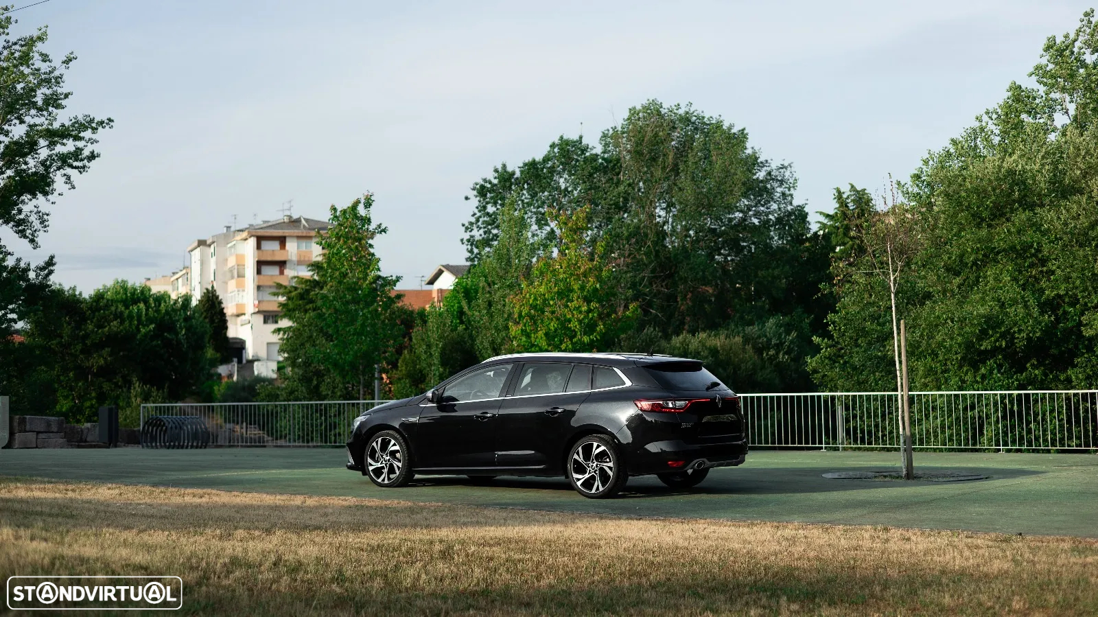 Renault Mégane Sport Tourer 1.6 dCi GT EDC - 12