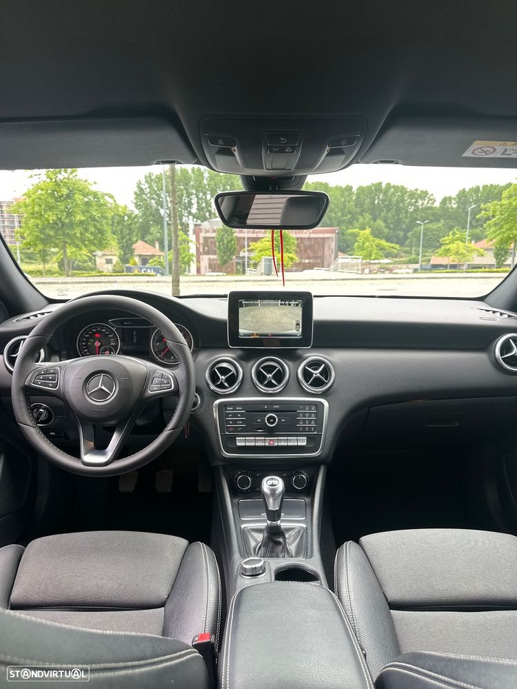 Mercedes-Benz A 180 d Urban - 10