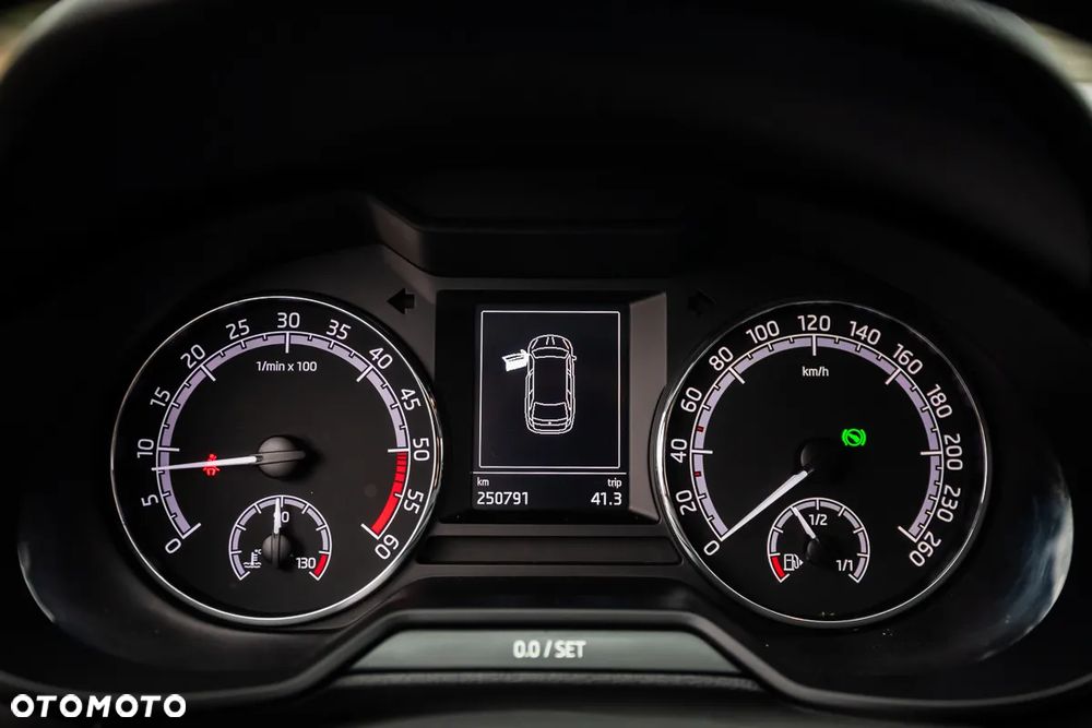 Skoda Octavia 2.0 TDI DSG Drive - 26