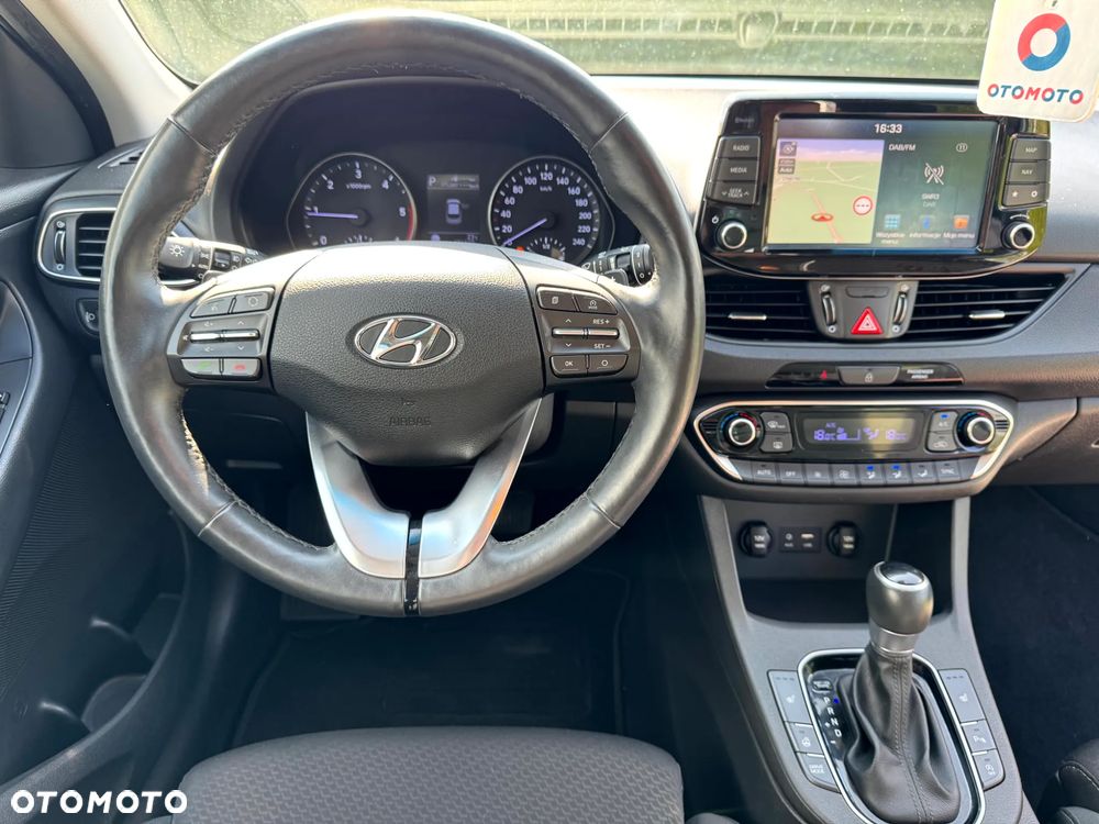 Hyundai i30 Kombi 1.6 CRDI DCT YES - 8