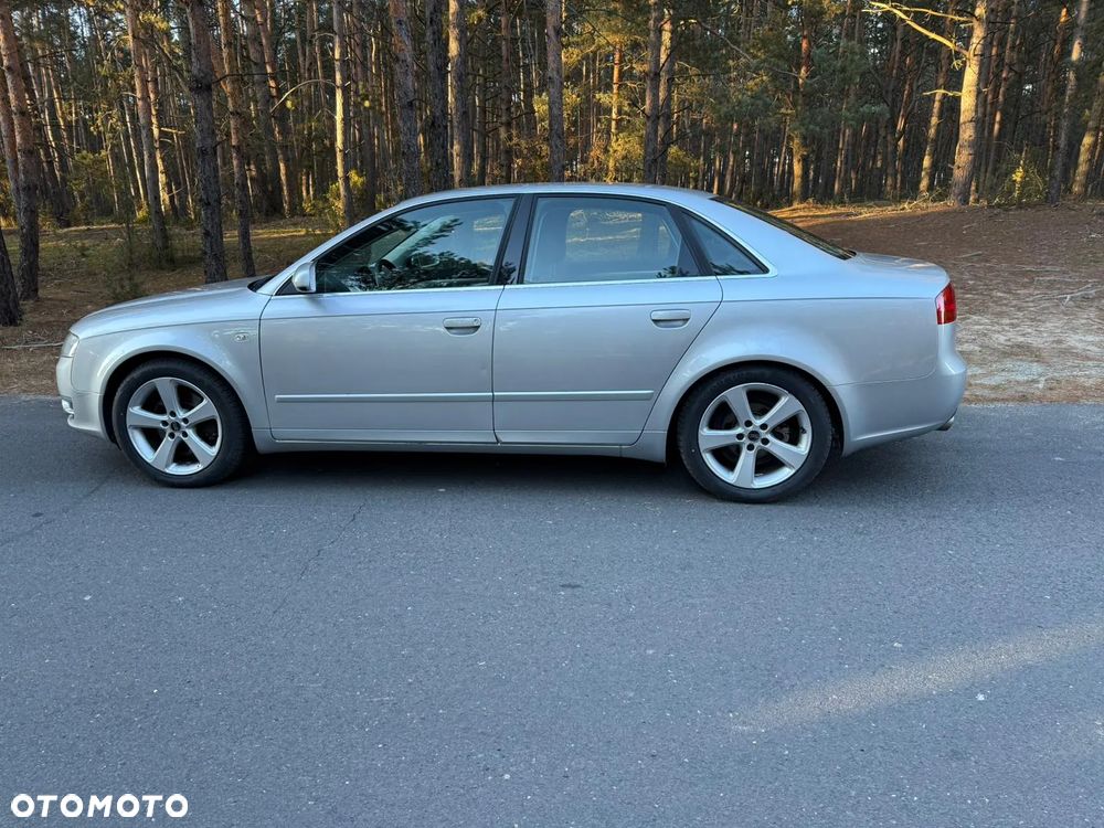 Audi A4 Limousine 1.8 T quattro - 4