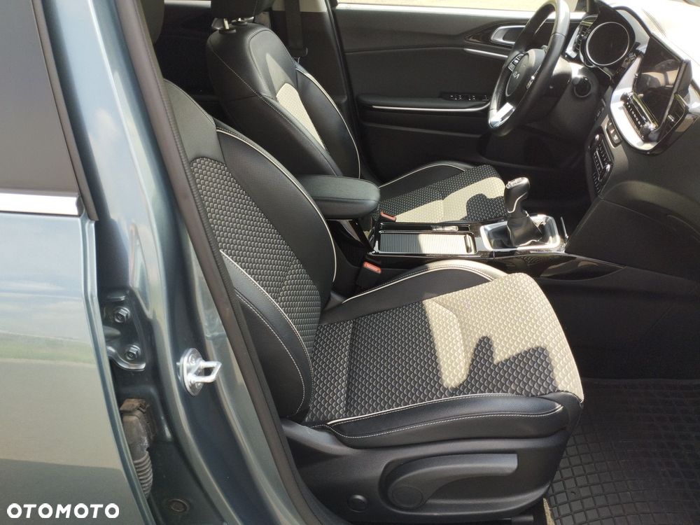 Kia Ceed 1.5 T-GDI Tribute - 20