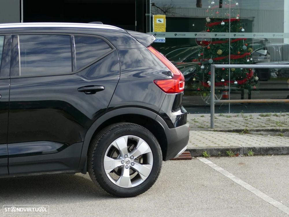 Volvo XC 40 2.0 D3 Momentum Geartronic - 13