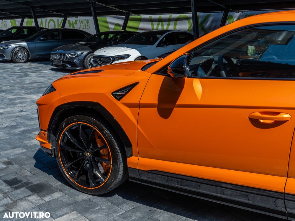 Lamborghini URUS - 7