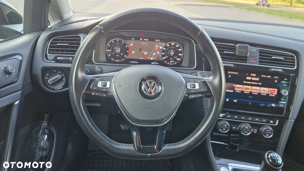 Volkswagen Golf 1.5 TSI BMT Highline - 11