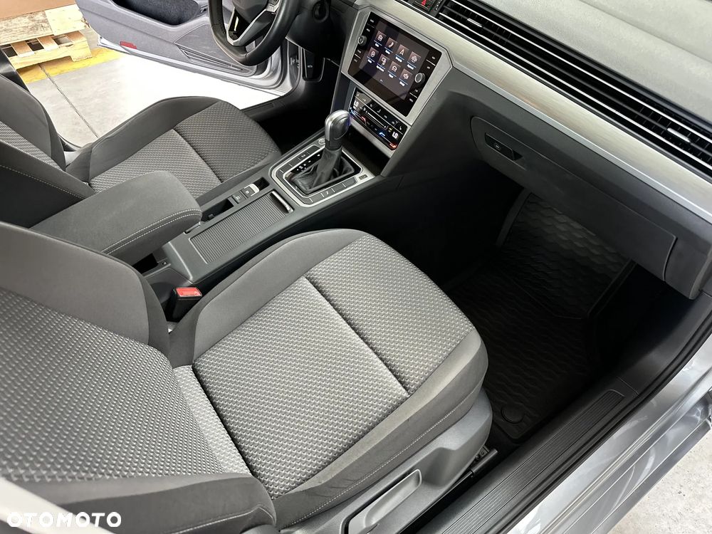 Volkswagen Passat 1.5 TSI EVO Business DSG - 22