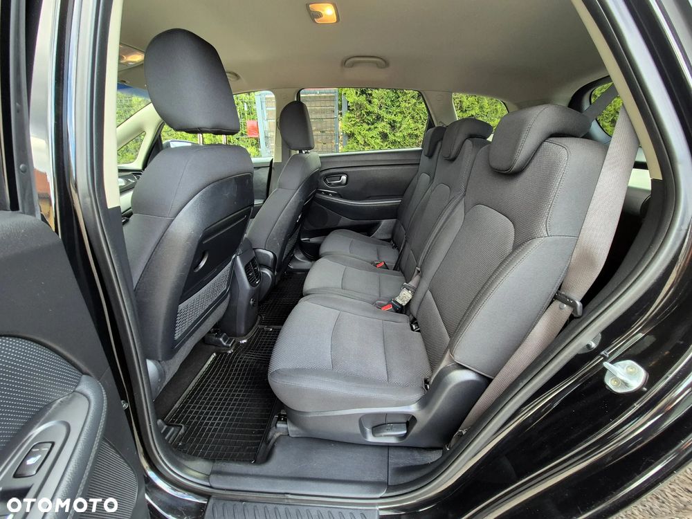 Kia Carens 1.6 GDI Fifa World Cup Edition - 21