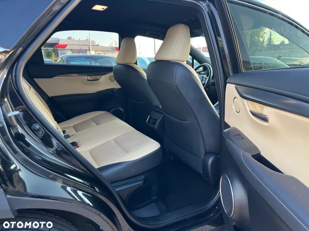 Lexus NX 200t Comfort AWD - 12