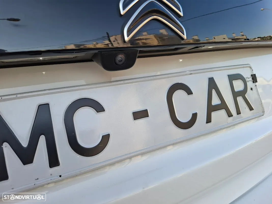 Citroën C4 PureTech 130 Stop&Start EAT8 SHINE - 48