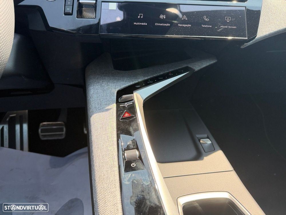Peugeot 3008 1.2 Hybrid GT e-DCS6 - 12