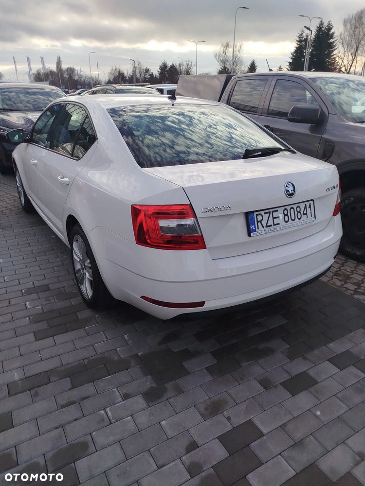 Skoda Octavia 1.6 TDI SCR Ambition - 4