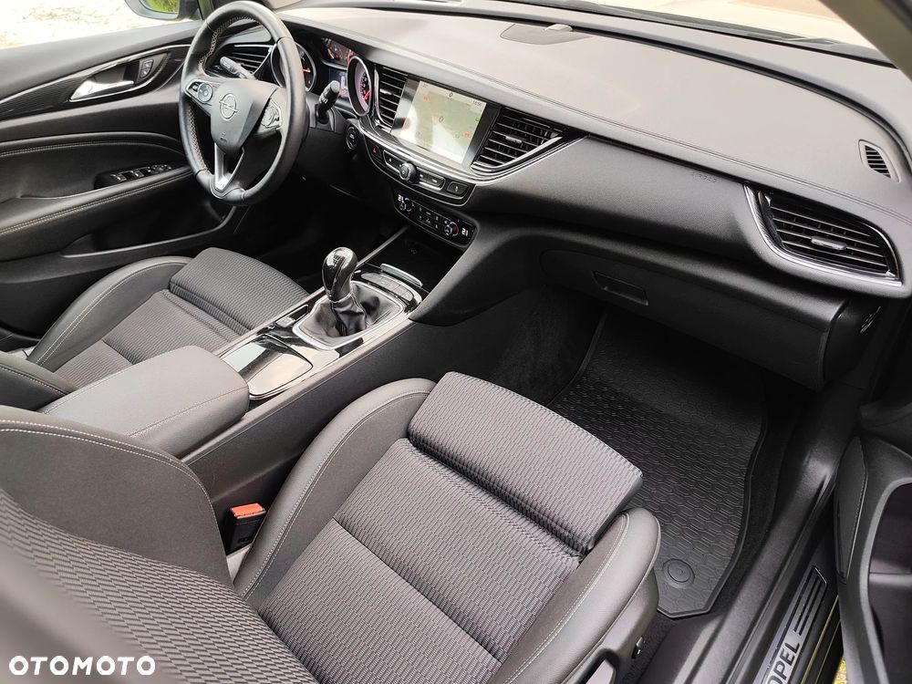 Opel Insignia 1.5 T Innovation S&S - 17