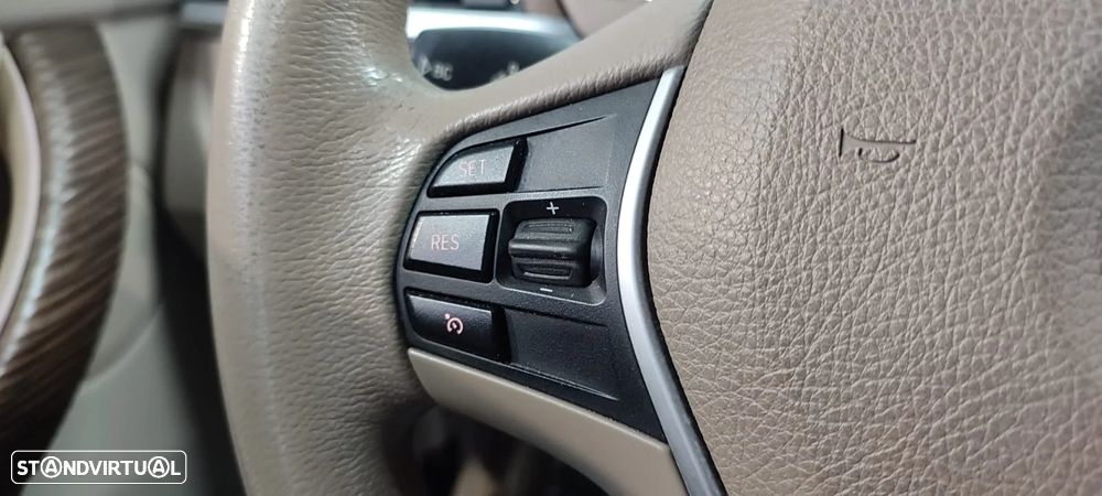 BMW 320 d Touring Aut. Sport Line - 46