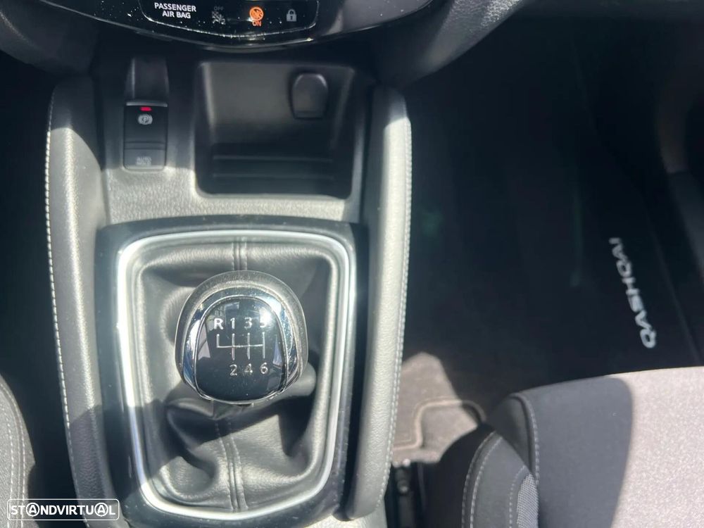 Nissan Qashqai 1.5 dCi N-Connecta J18+Led — fotografia 15
