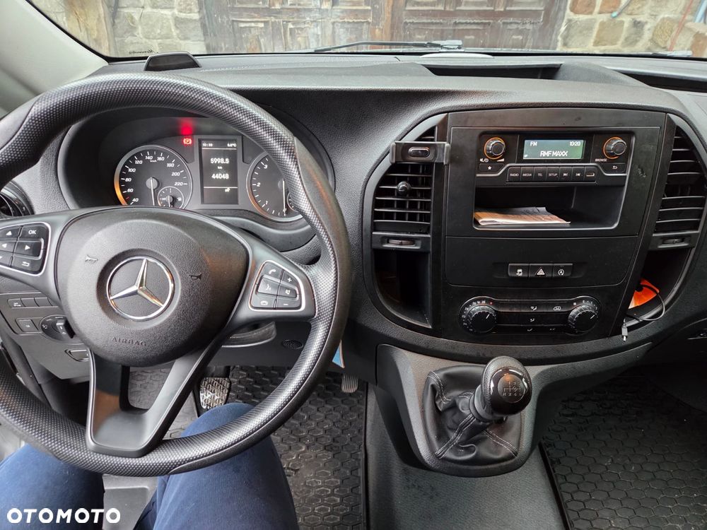 Mercedes-Benz VITO - 9