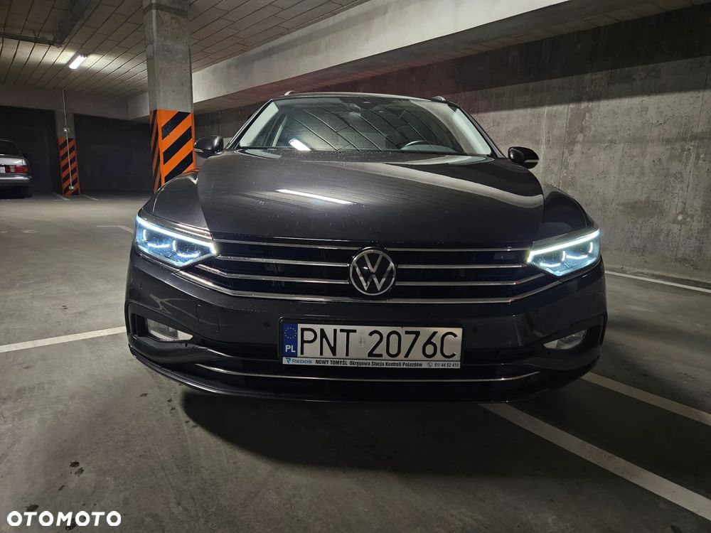 Volkswagen Passat Variant 2.0 TDI SCR DSG Business - 5