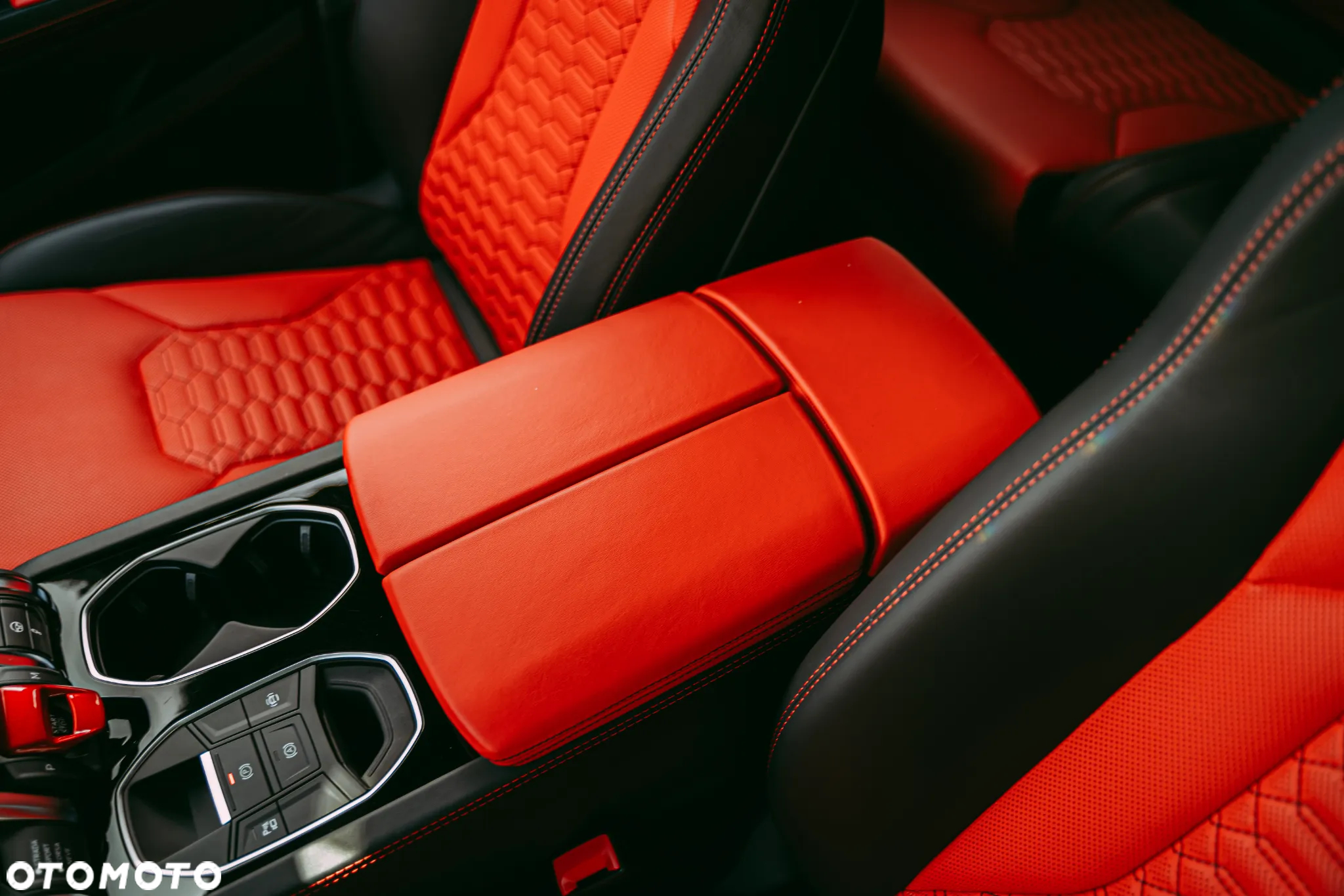Lamborghini Urus - 23
