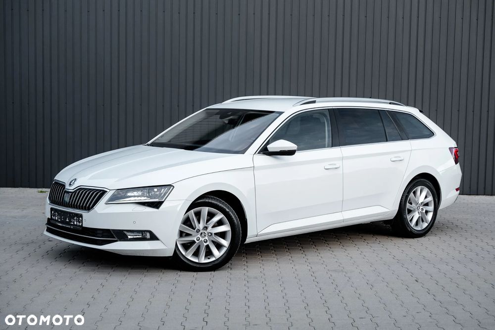 Skoda Superb 2.0 TDI Style - 2