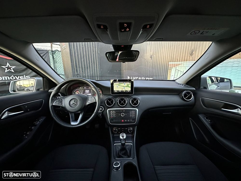 Mercedes-Benz A 180 CDI (BlueEFFICIENCY) - 11