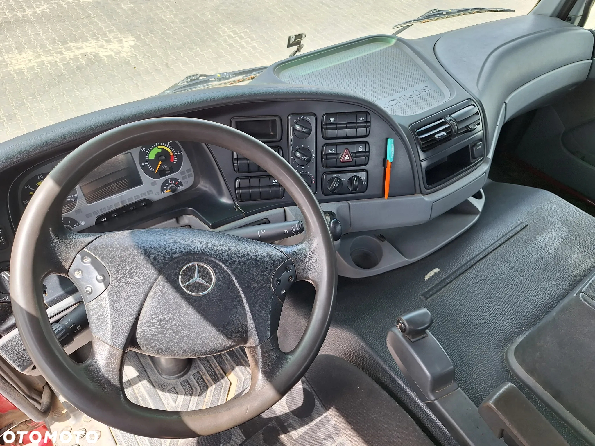 Mercedes-Benz Actros 1841 - 11